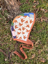 Load image into Gallery viewer, flying home quilt bonnet