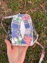 Load image into Gallery viewer, odette quilt bonnet
