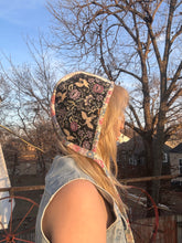 Load image into Gallery viewer, odette quilt bonnet