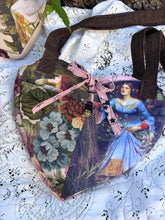Load image into Gallery viewer, ophelia heart bag