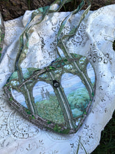 Load image into Gallery viewer, castles heart bag