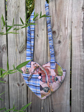 Load image into Gallery viewer, I love bugs heart bag