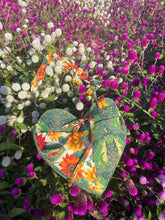 Load image into Gallery viewer, frogs crossbody