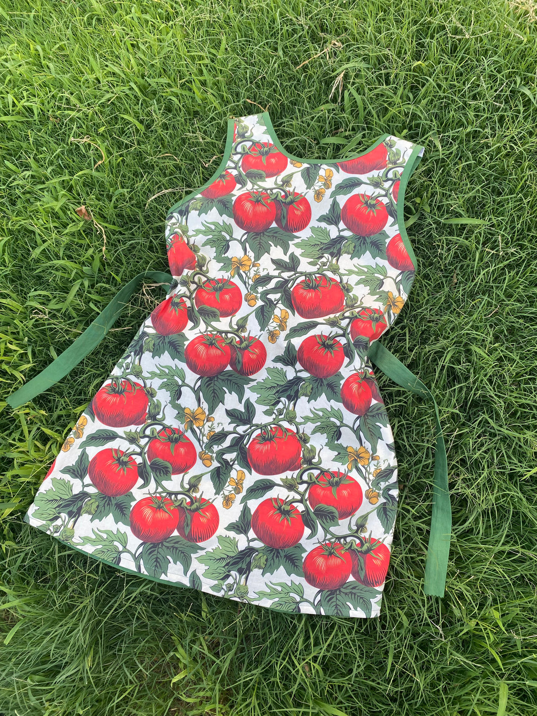 tomato play frock M
