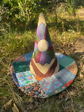 Load image into Gallery viewer, DIGITAL ☾ quilt hat pattern ☾