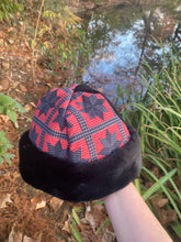Load image into Gallery viewer, black quilt hat