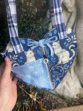 Load image into Gallery viewer, cat heart bag