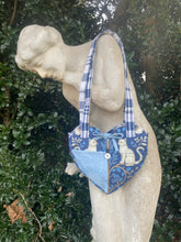 Load image into Gallery viewer, cat heart bag