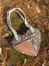 Load image into Gallery viewer, dragon heart bag