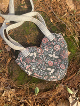 Load image into Gallery viewer, dragon heart bag