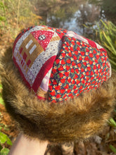Load image into Gallery viewer, berry house quilt hat