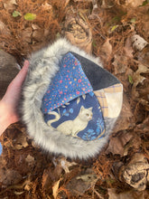 Load image into Gallery viewer, cat quilt hat