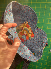 Load image into Gallery viewer, raggedy heart bag